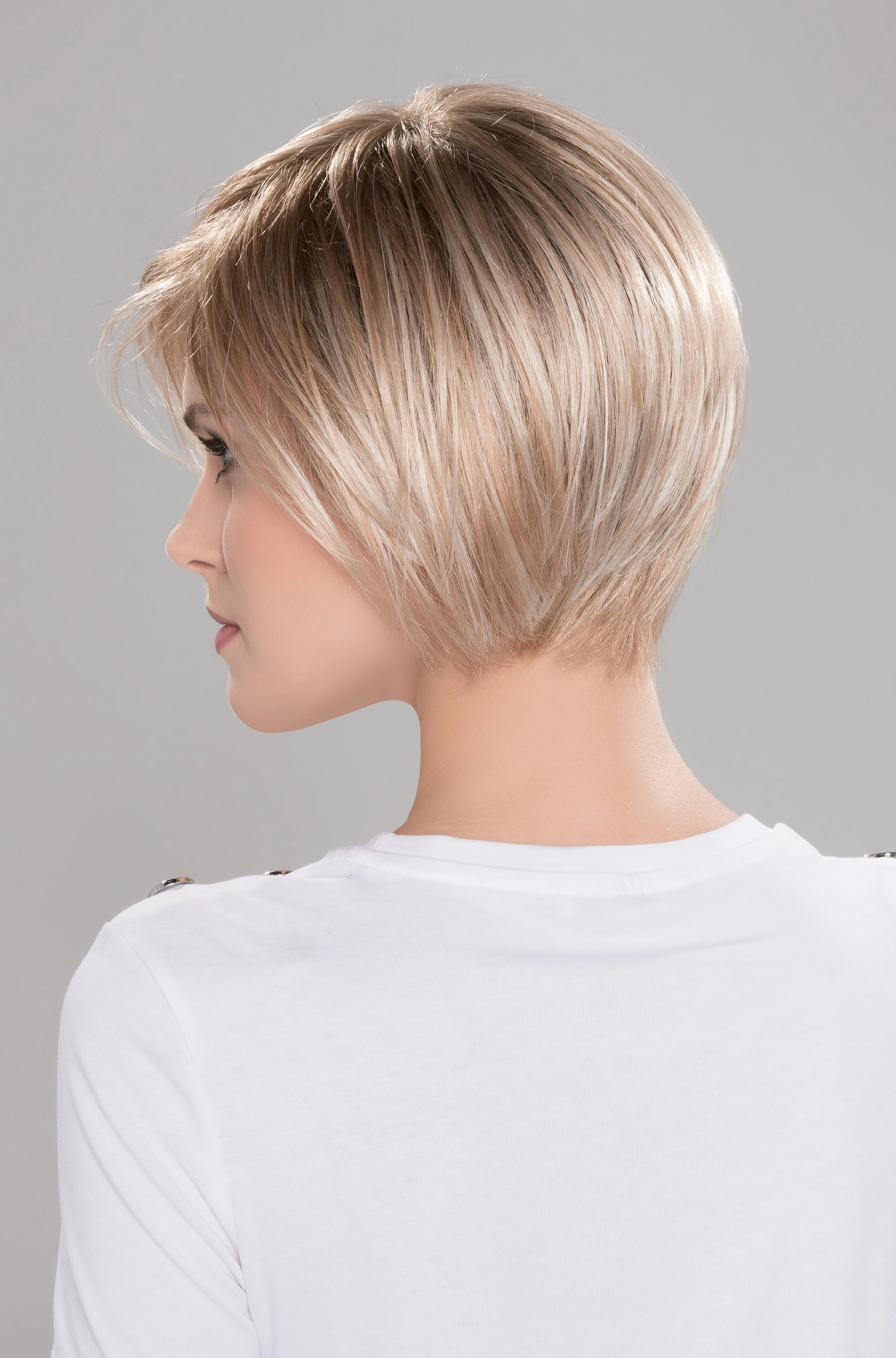 Amy Deluxe Wig by Ellen Wille | Synthetic Hair | Petite/Average Cap