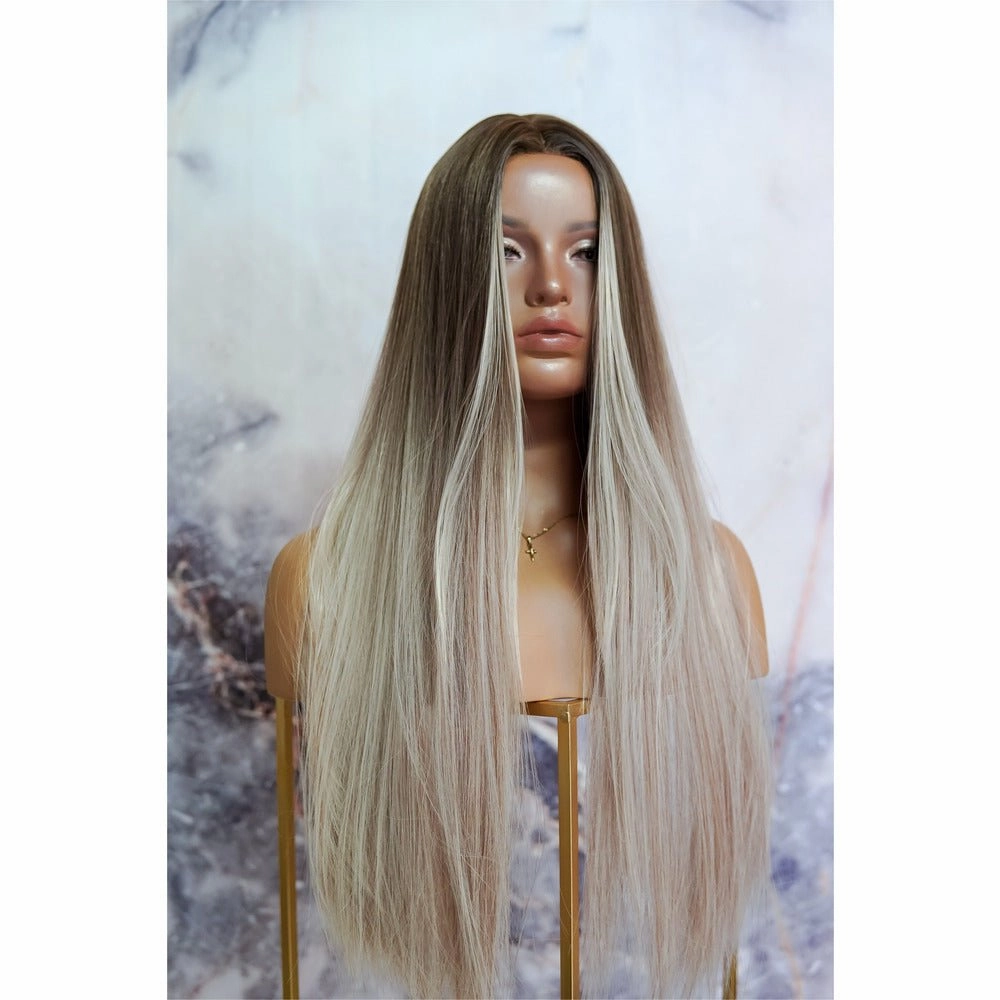 BELLA 26" Lace Front Wig
