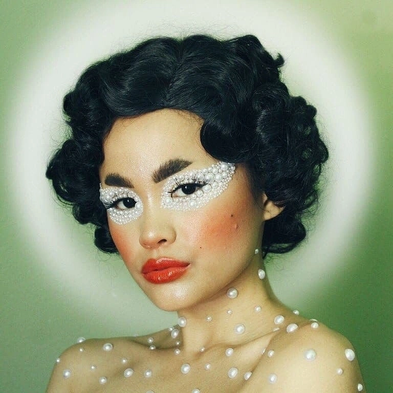 Black 1920s 1930s Style Wig with Finger Waves: Cassie