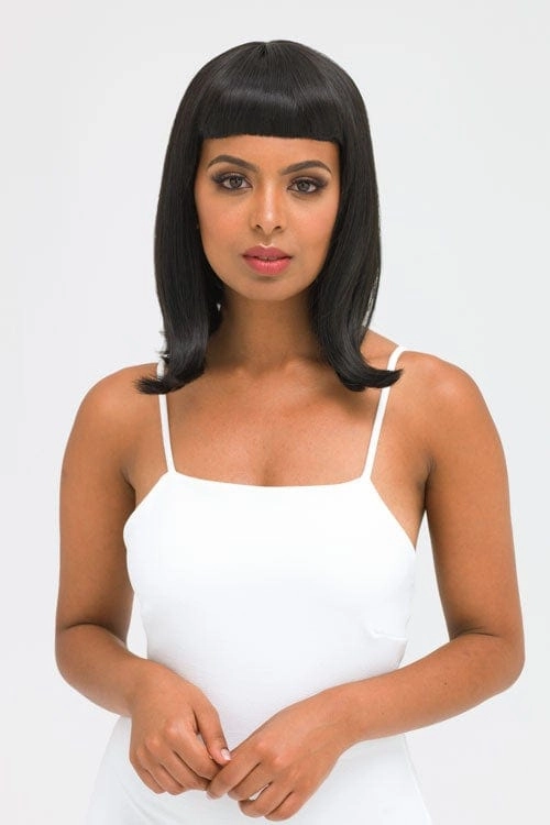 Black long bob wig with a short retro, rockabilly-style fringe: Beth