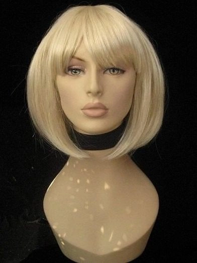 Blonde inverted bob wig: Rhiannon