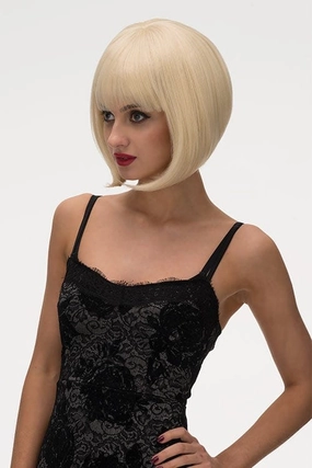 Blonde inverted bob wig: Rhiannon