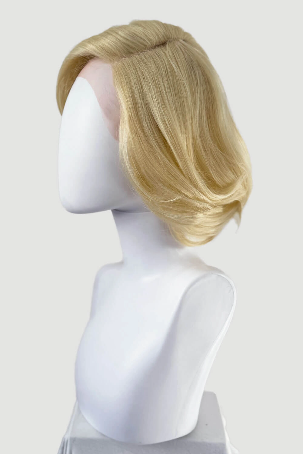 Blonde lacefront wig, pinup/vintage style, mid length, hollywood elegance: Norma Jeane