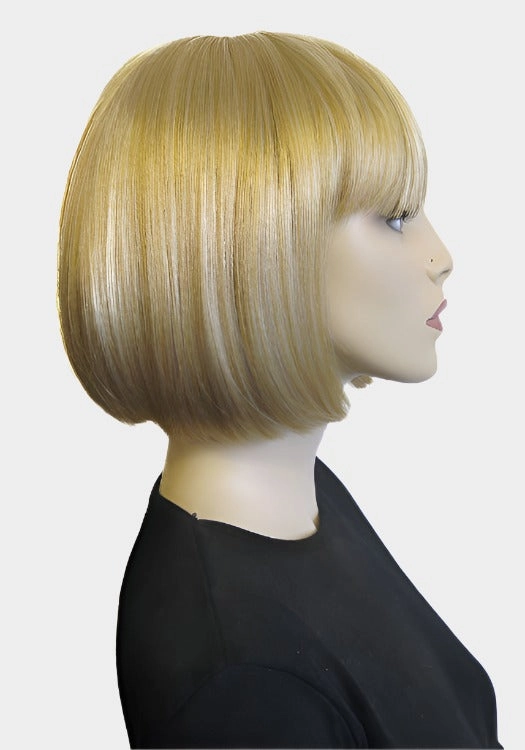 Blunt blonde bob wig with fringe: Gracie