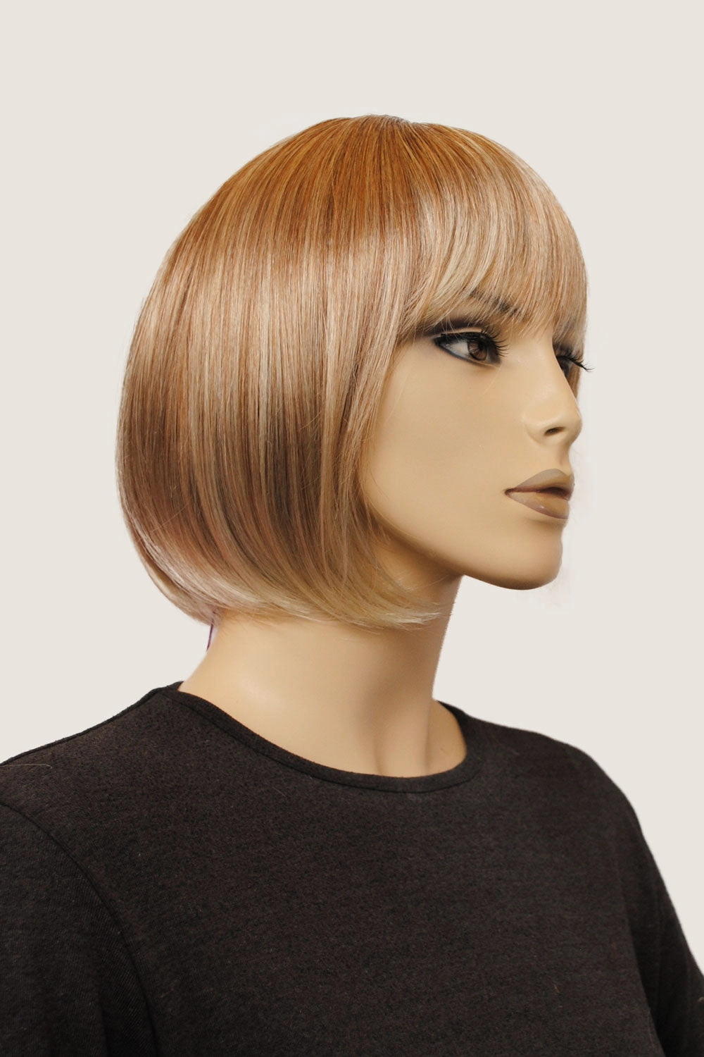Blunt blonde bob wig with fringe: Gracie