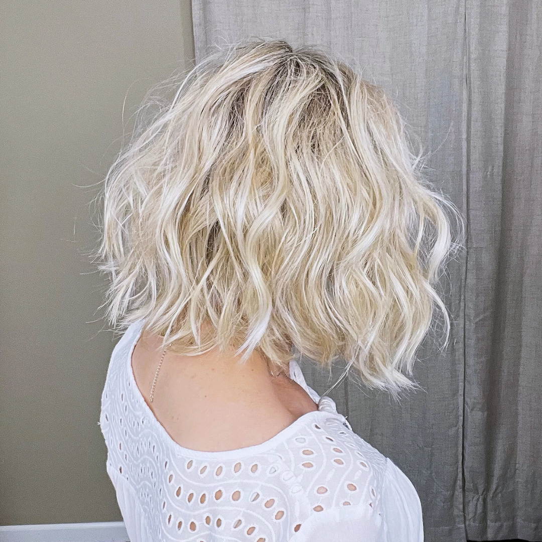 Caliente Wig by Belle Tress | Heat Friendly Synthetic Hair | Average Cap