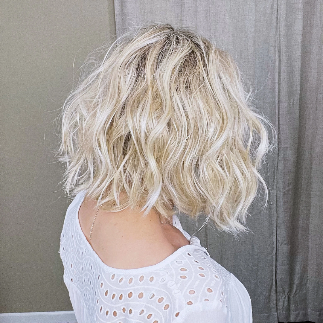 Caliente Wig by Belle Tress | Heat Friendly Synthetic Hair | Average Cap