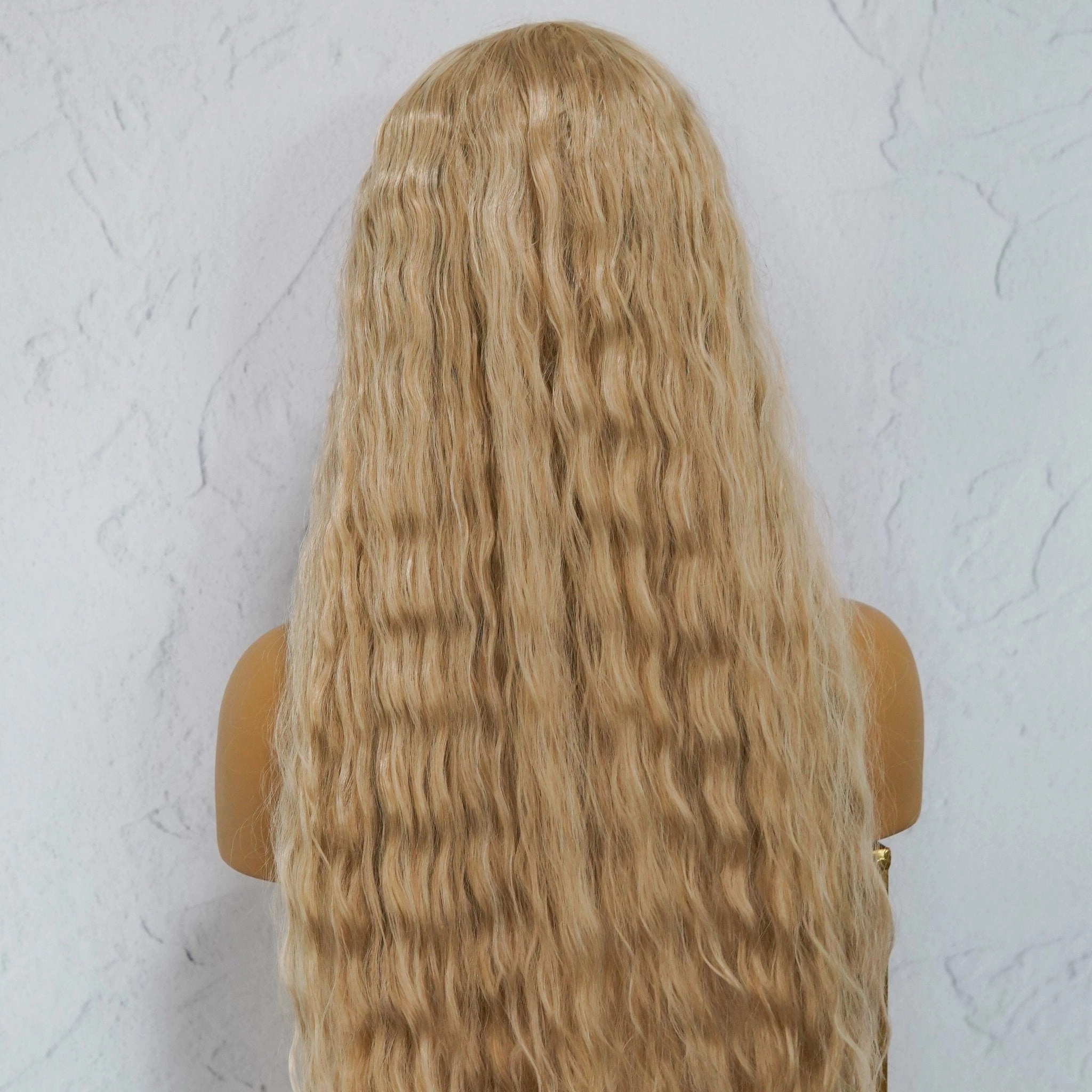 CARDI 40" Beach Blonde Lace Front Wig