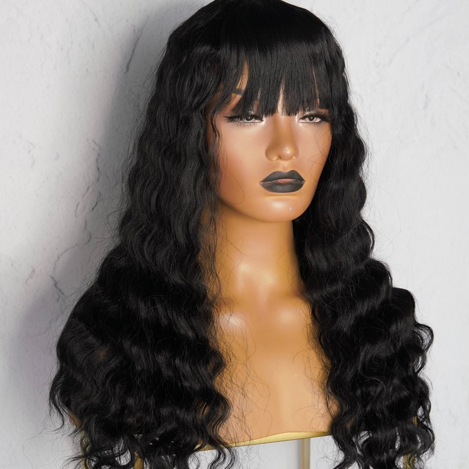 CHELSEA Black Fringe Wig