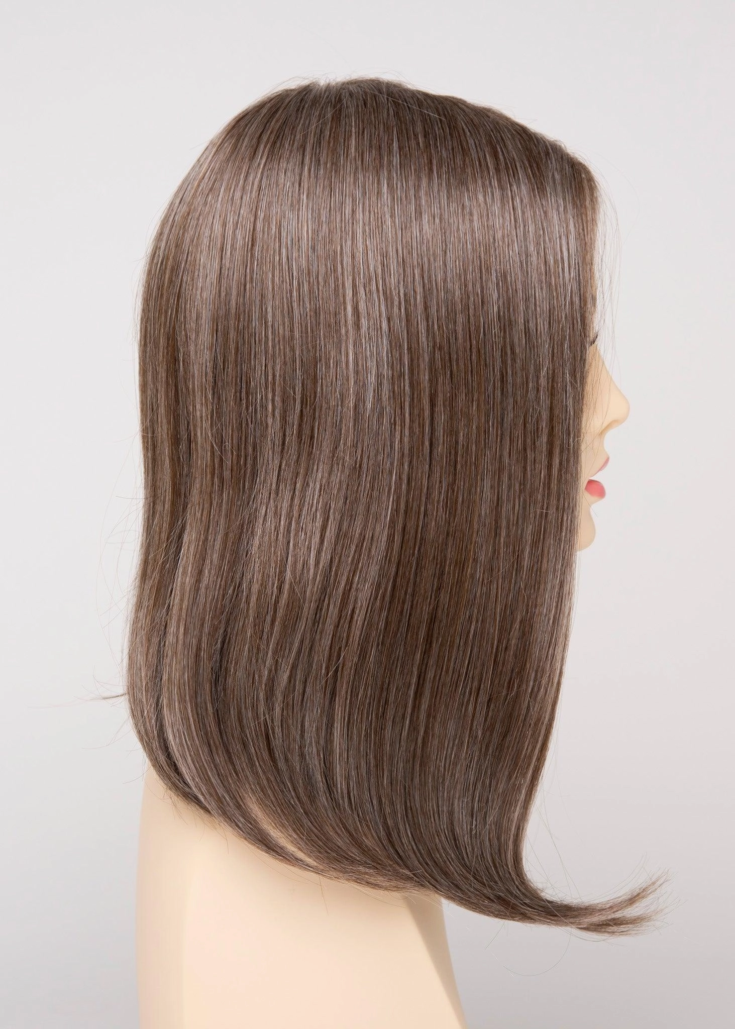 Chelsea Wig by Envy | Human Hair Blend (Hand-Tied Lace Front Mono Top)