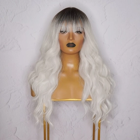 DAKOTA Ombre Fringe Wig