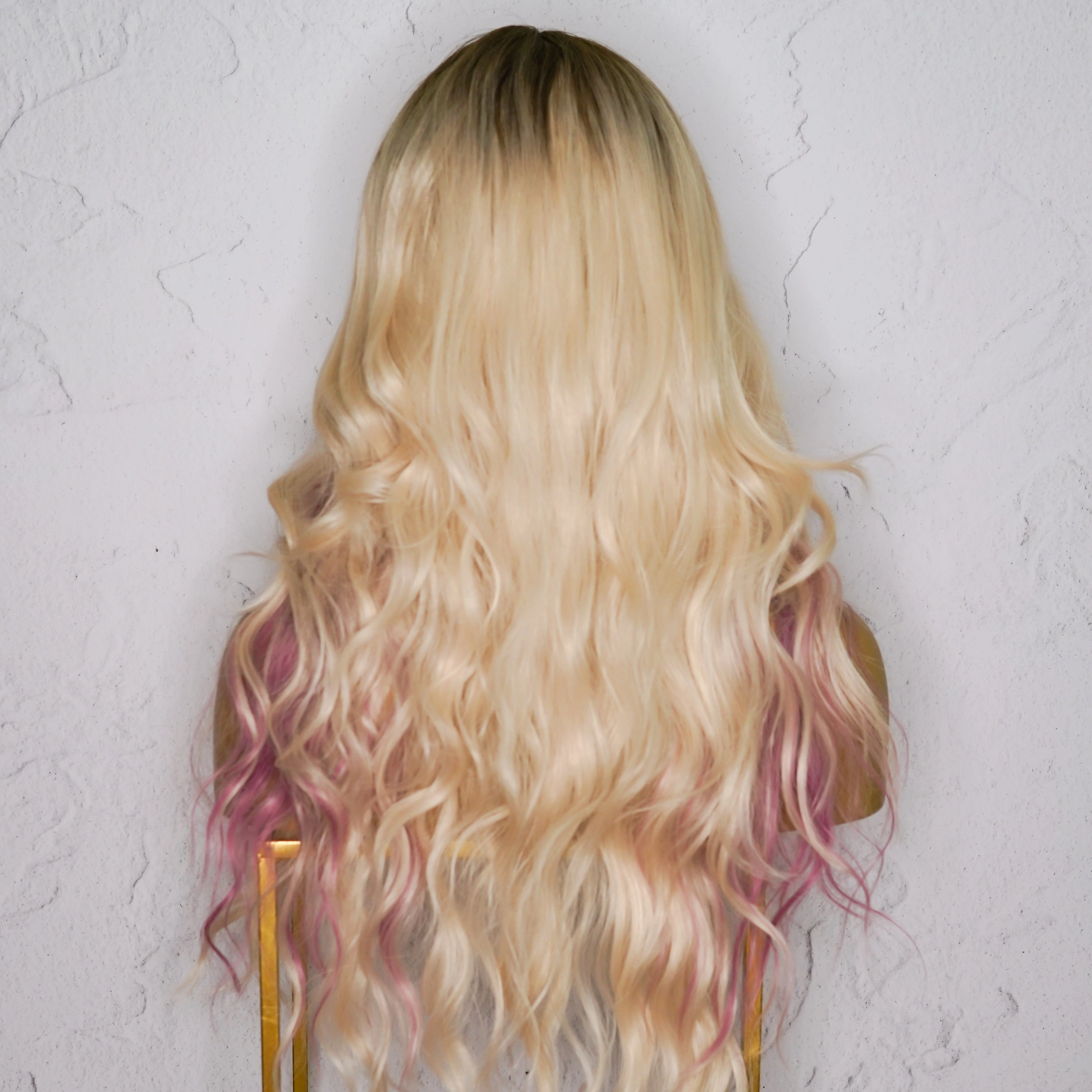ELOWEN Mixed Pink 22" Fringe Wig