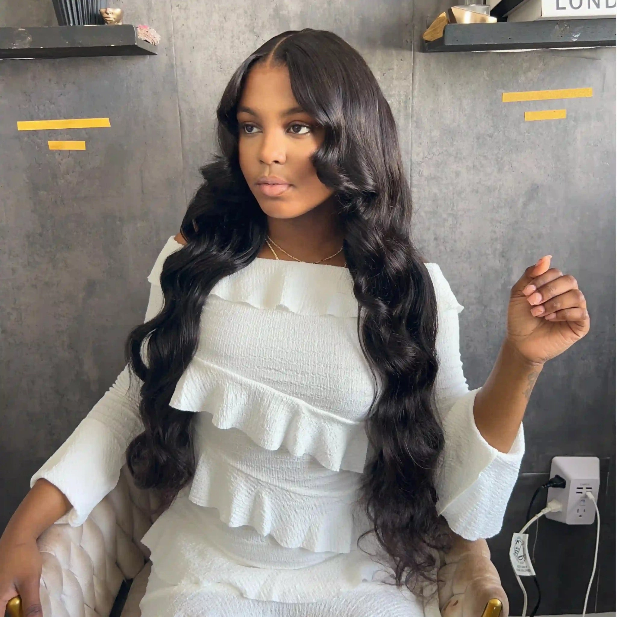 Geeta Full 250% Density Loose Body Wave Human Hair Wigs 13x4 Ocean Wave Lace Front Wigs with Curtain Bangs