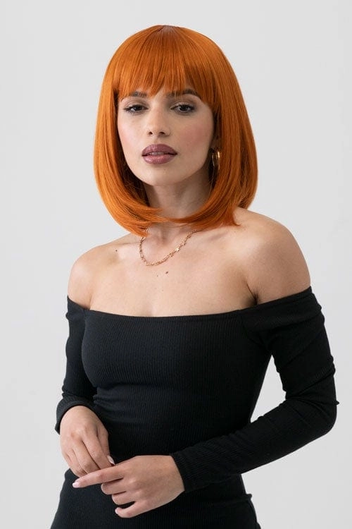 Ginger bob wig, shoulder length: Ember