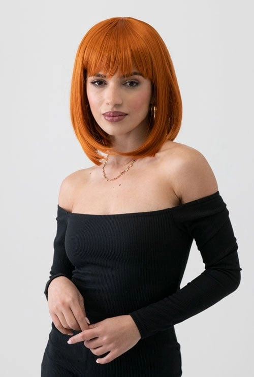 Ginger bob wig, shoulder length: Ember