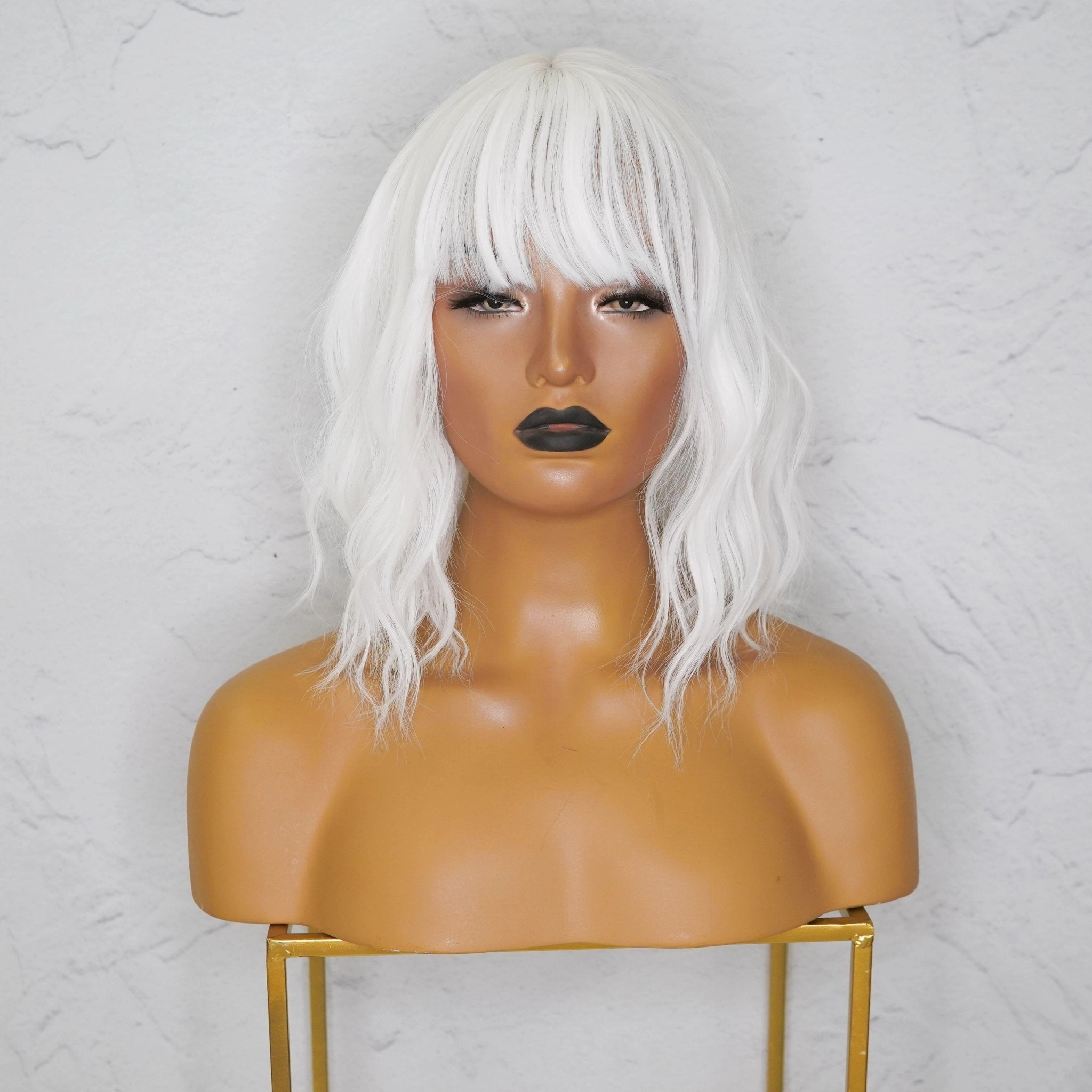 HAYLEY White Bob Fringe Wig