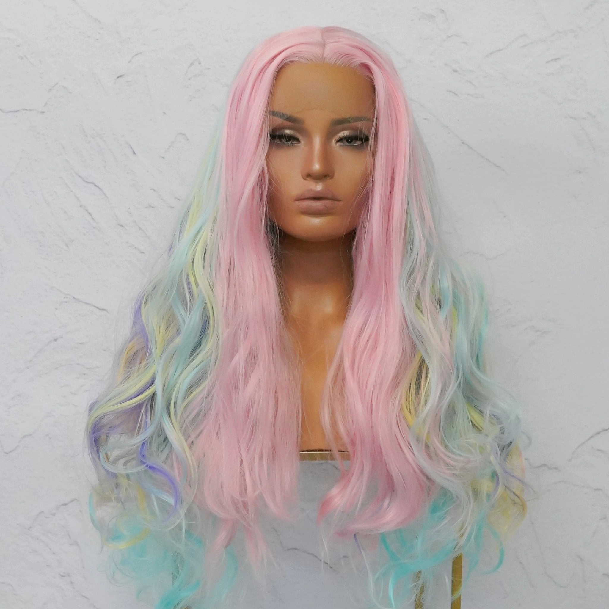 IZZY Lace Front Wig