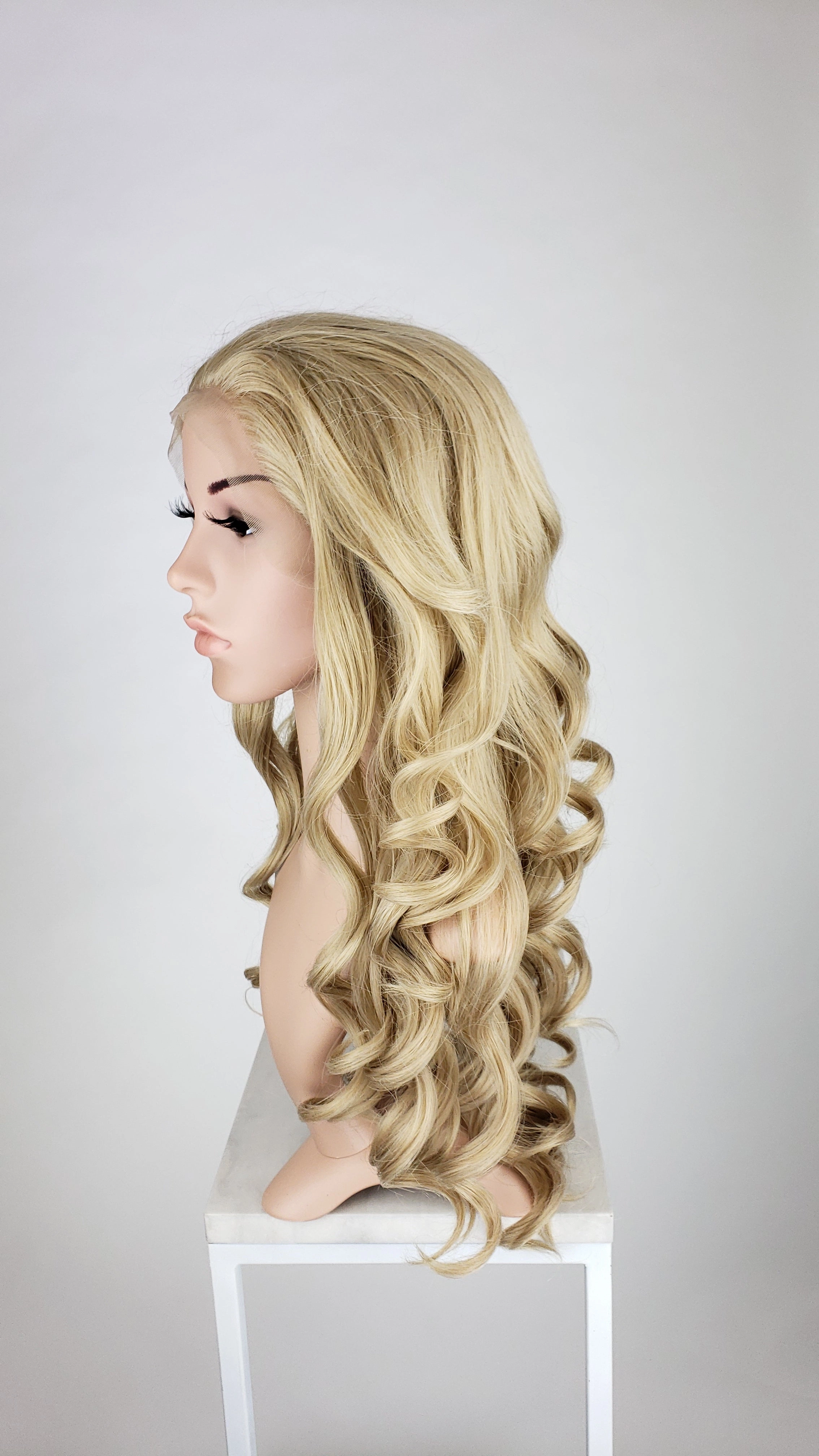 Kat Natural Blonde - Natural Plus Series