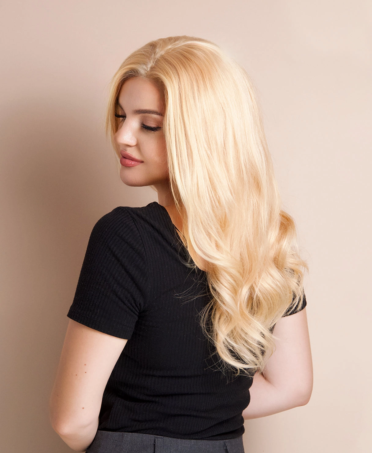 lace front human wig - 14" honey blonde.