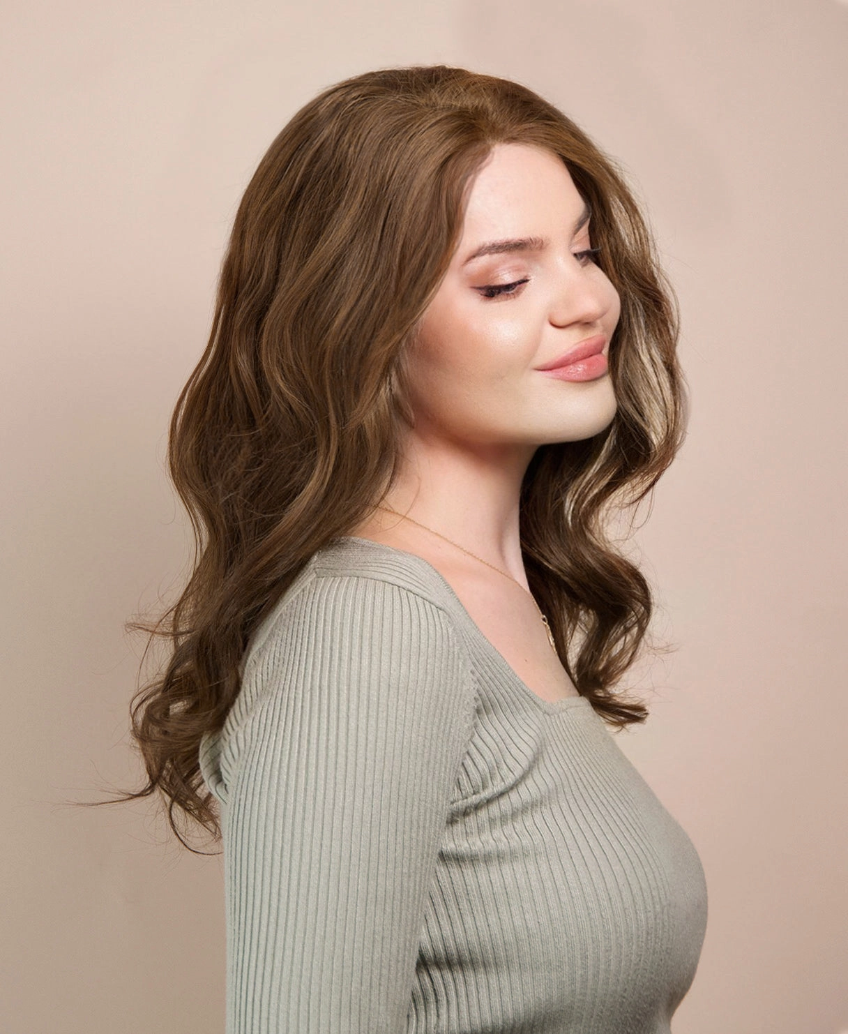 lace front human wig - 14" light brown.