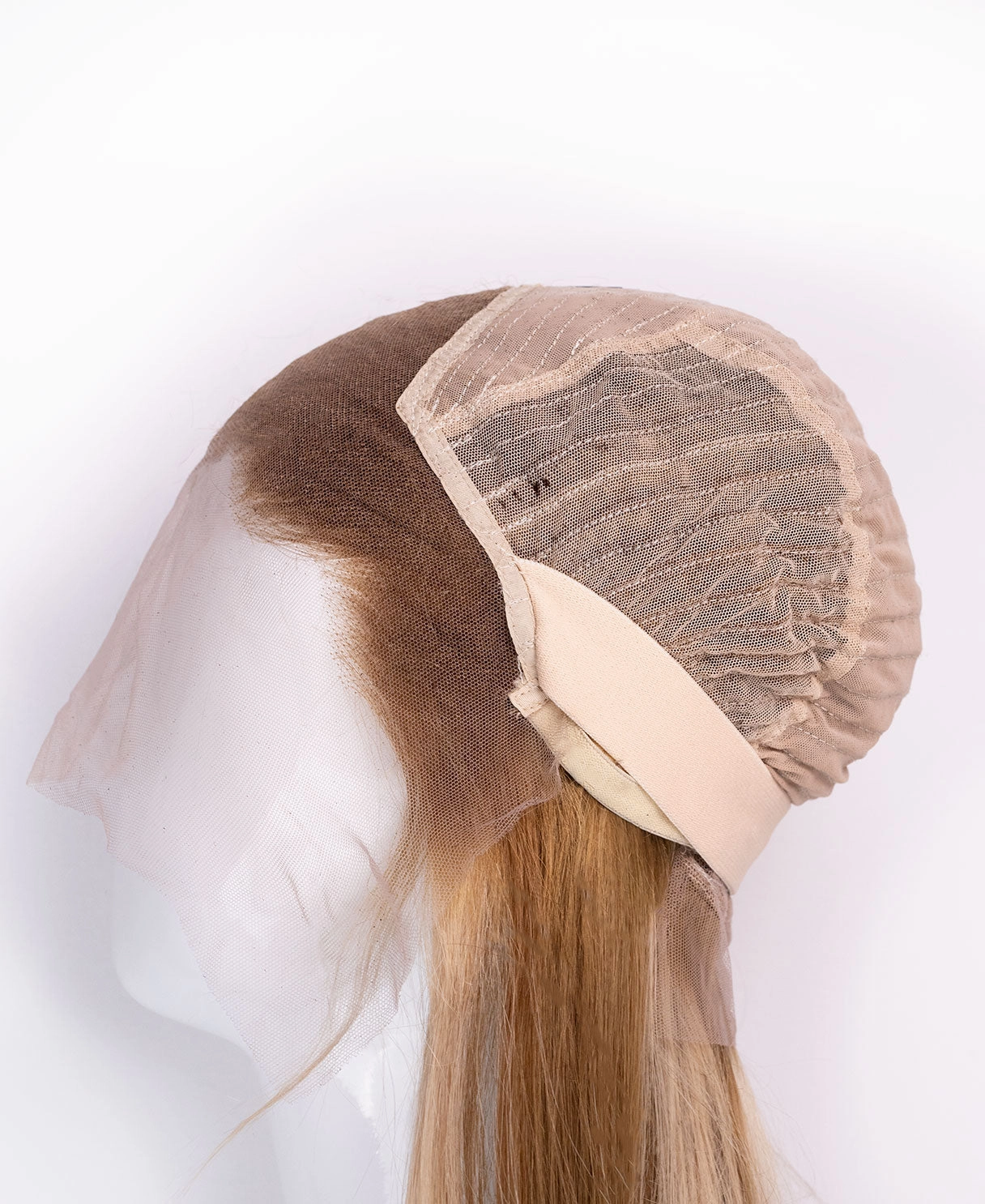 lace front human wig - 18" blonde highlights.