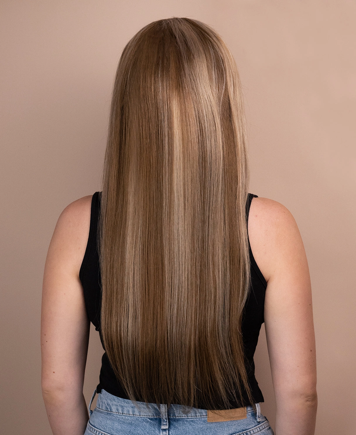 lace front human wig - 20" blonde highlights.