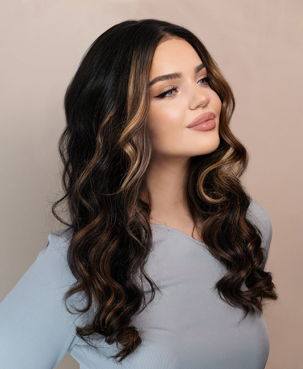 lace front human wig - 20" blonde moneypiece with balayage.