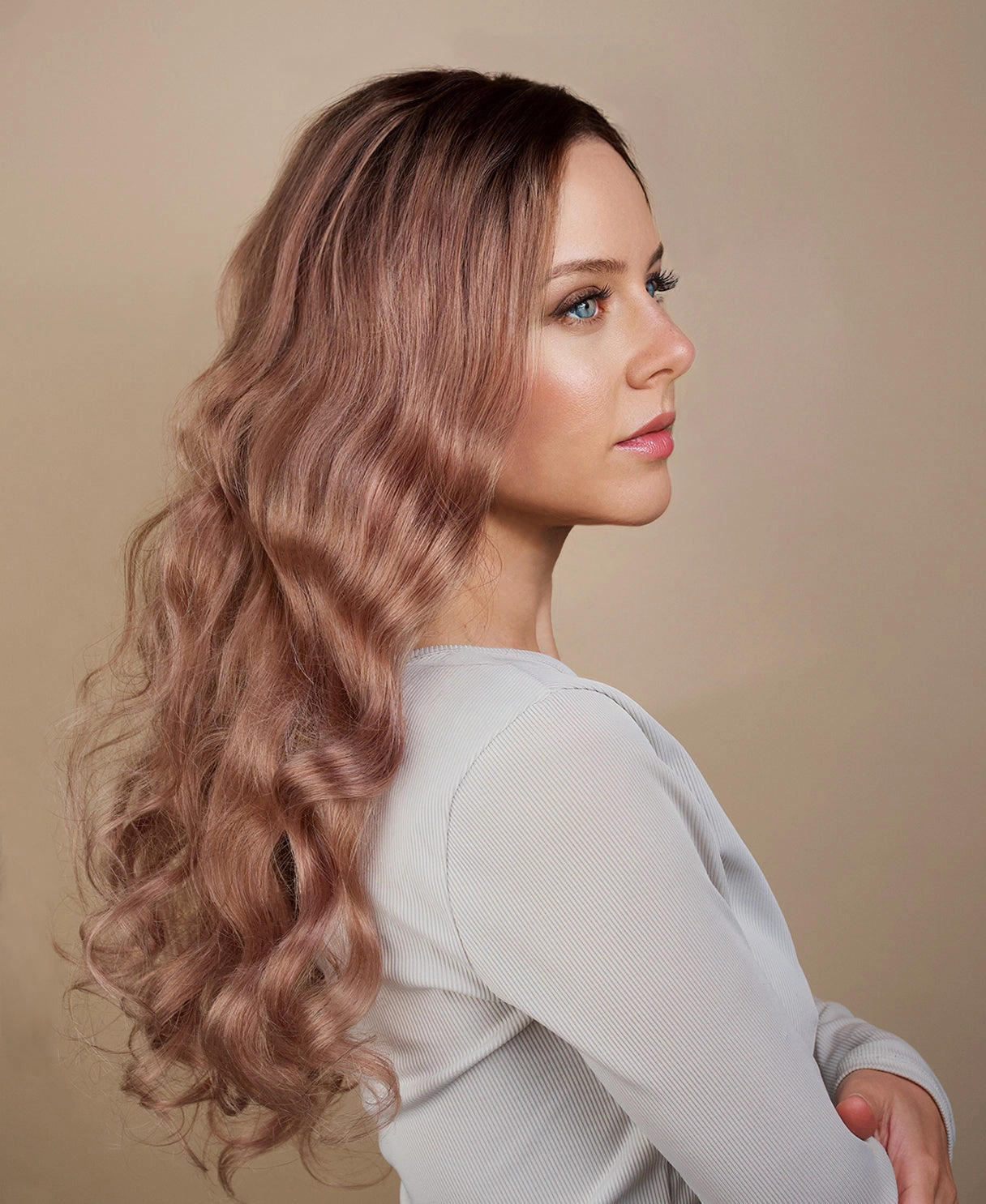 lace front wavy human wig - 22" rooted ros.