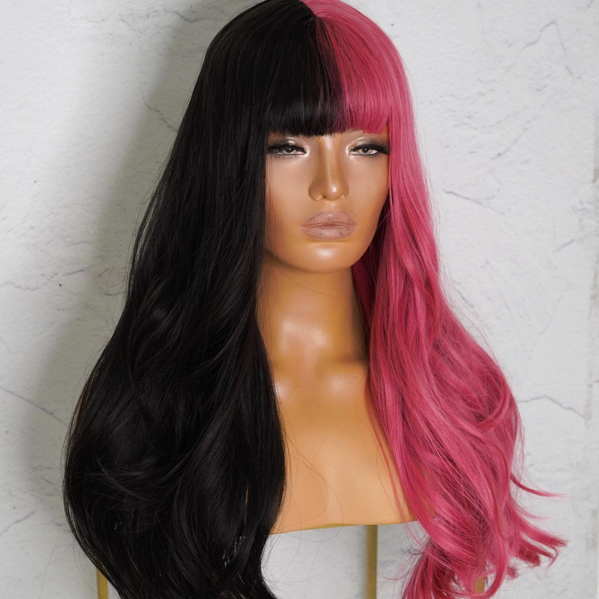 LEXY Two Tone Fringe Wig