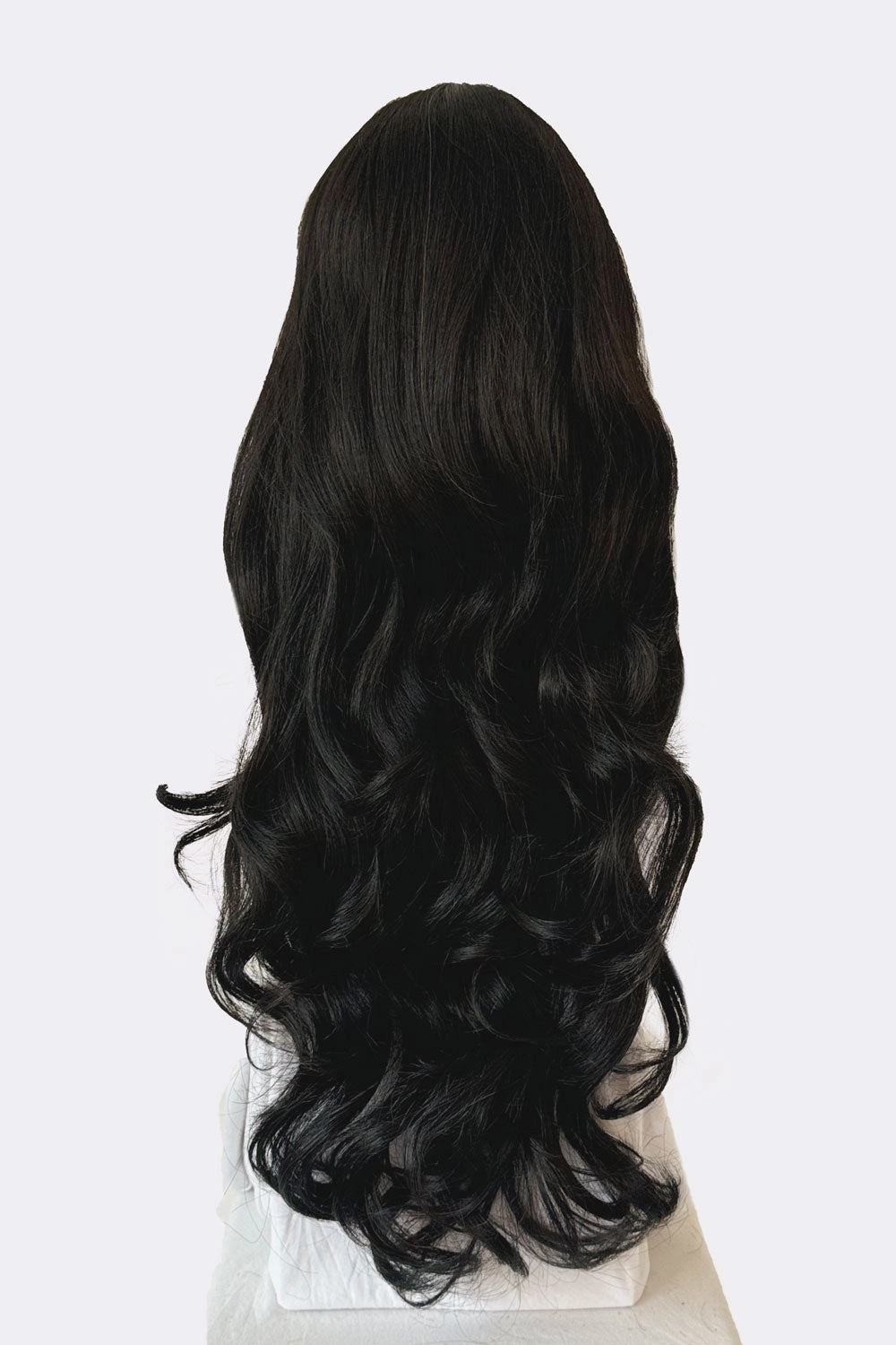 Long black wig, wavy: Kerry