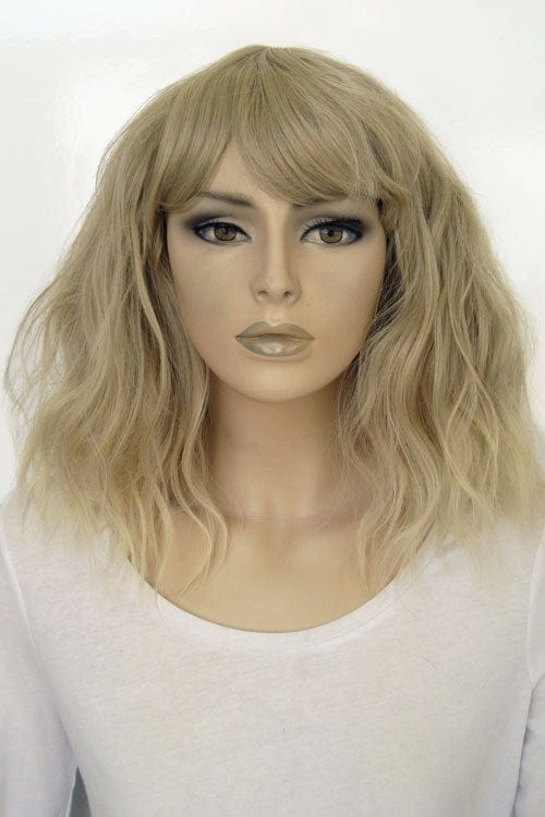 Long blonde bob wig (LOB) with textured waves: Kara