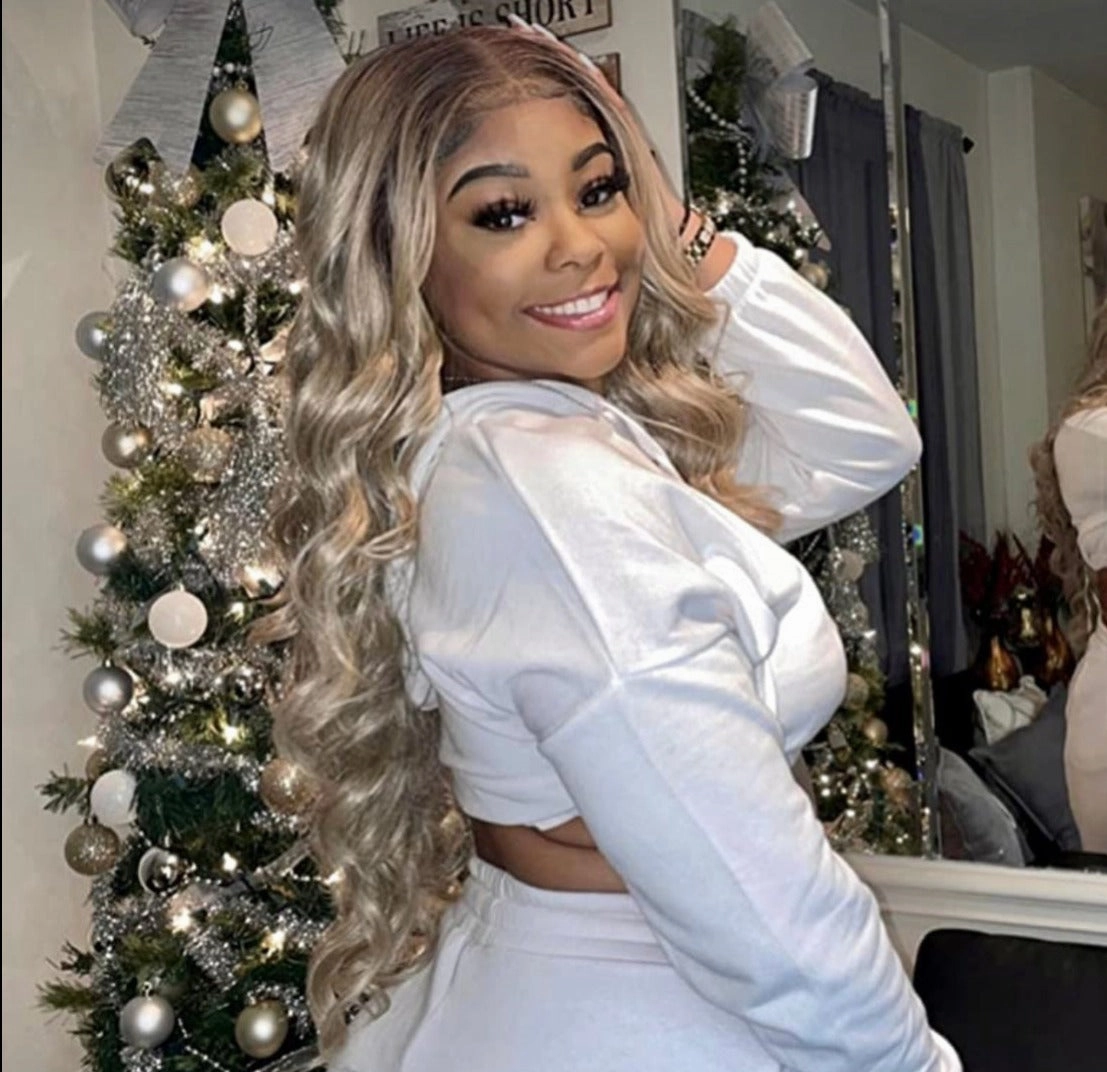 Long Blonde Curly Lace Front Wig Dark Roots (13x6) Curly Free Part - Naomi
