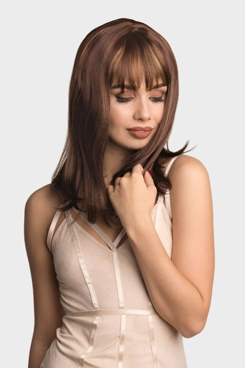 Long bob wig, brown with blonde highlights: Kim
