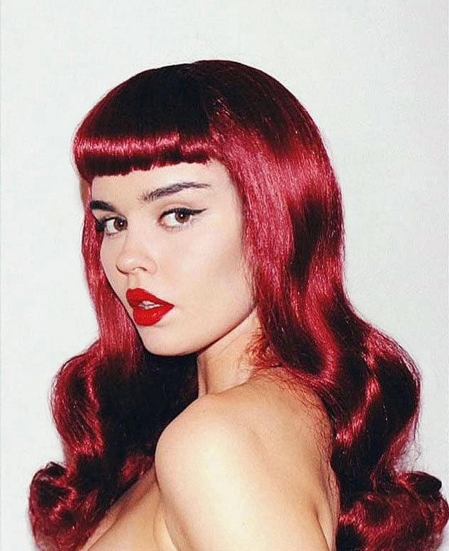 Long copper red 1950s pinup style wig, gently wavy with short fringe: Josefina