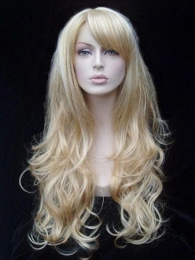 Long golden blonde wig, with extra long waves: Cassidy