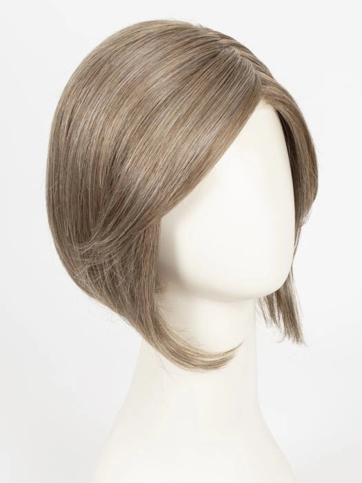 Made You Look | Petite/Average | Synthetic Lace Front Wig (Hand-Tied)