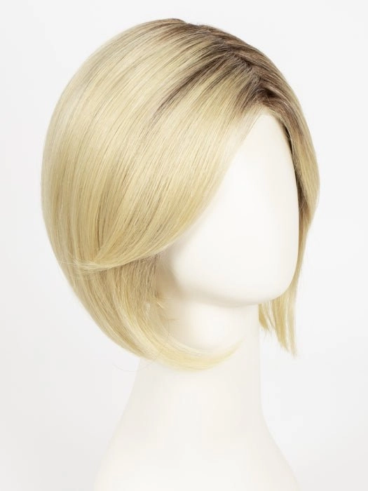 Made You Look | Synthetic Lace Front Wig (Hand-Tied)