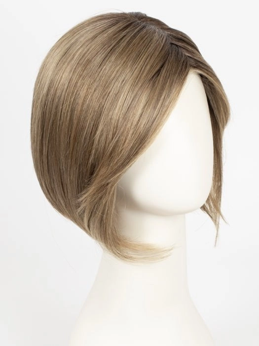Made You Look | Synthetic Lace Front Wig (Hand-Tied)
