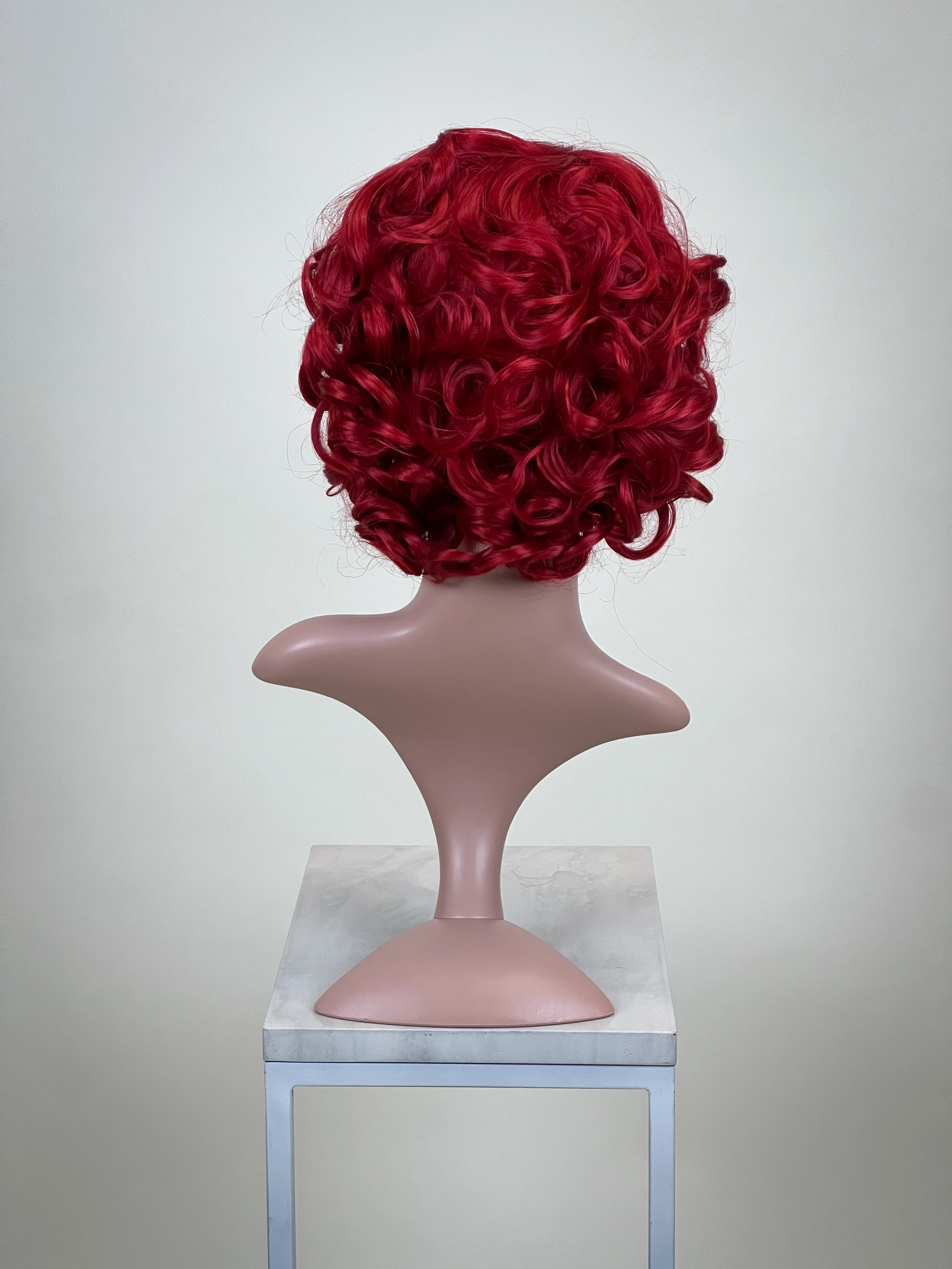 Mae Fire Red - Natural Plus Series