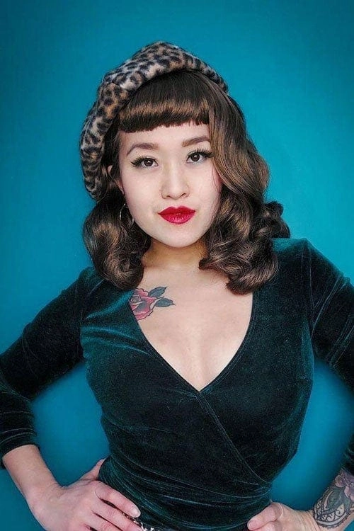 Medium brown pinup style wig, curled with short fringe: Carolina