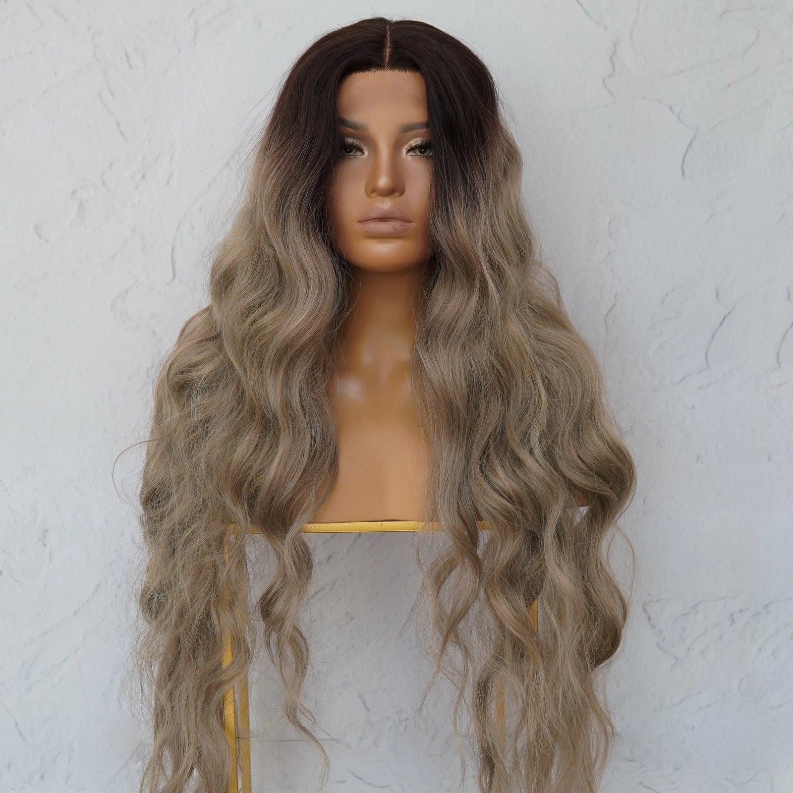 NERA Ombre Ash Blonde 30" Lace Front Wig