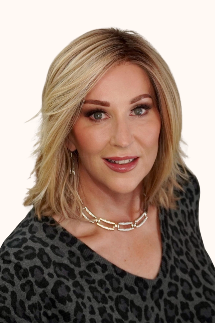 Park Ave Wig by Belle Tress | Heat Friendly Synthetic Hair | Average Cap
