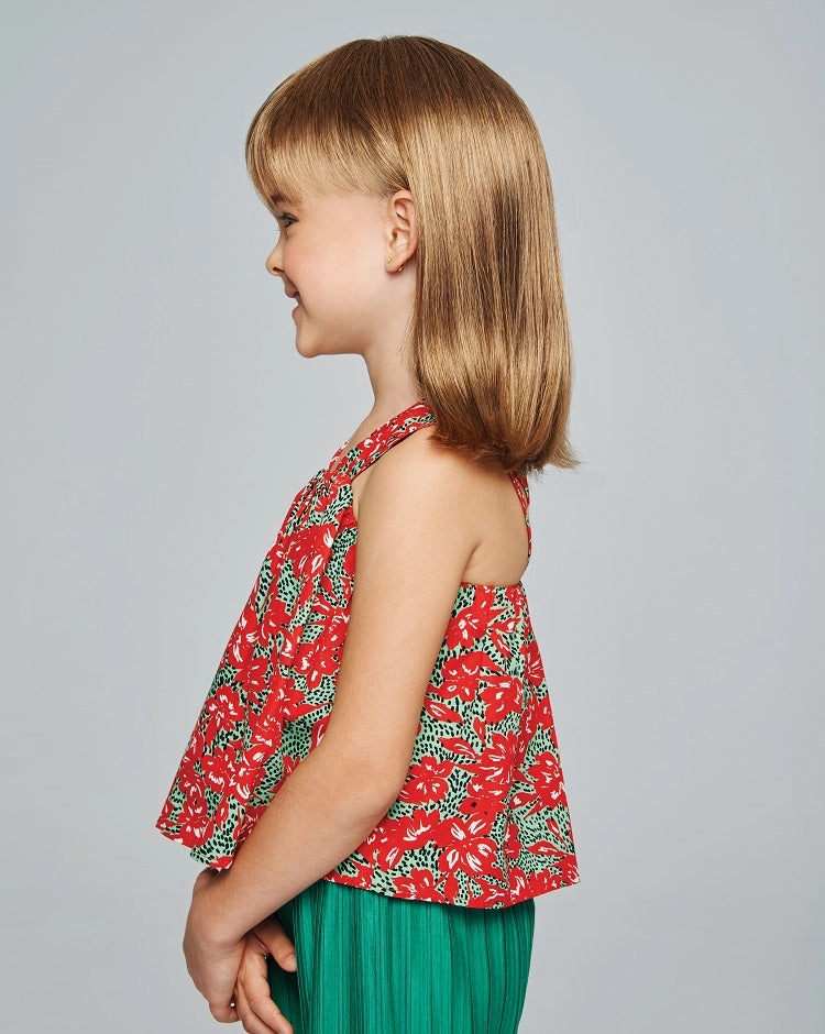 Pretty in Fabulous Wig by Hairdo | Heat Friendly Synthetic Hair | Ultra Petite Cap