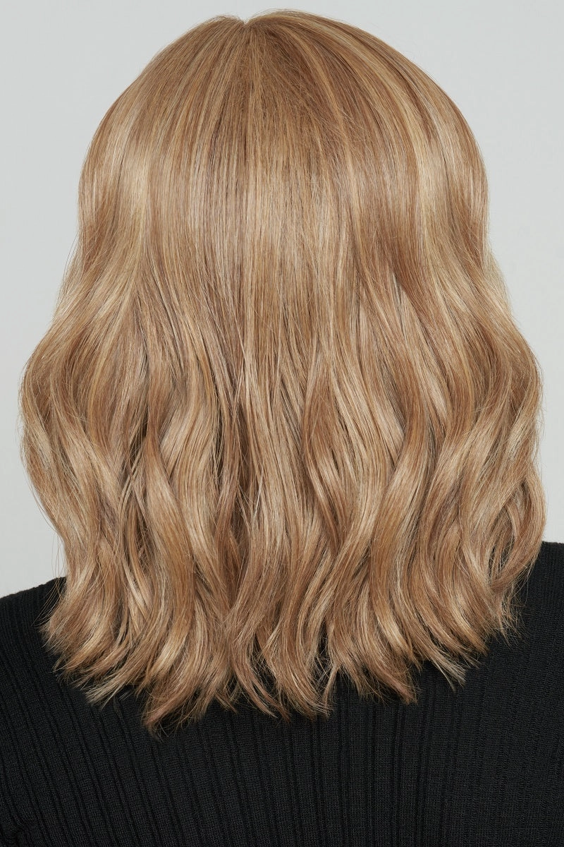 Raquel Welch Wigs - Wavy Day