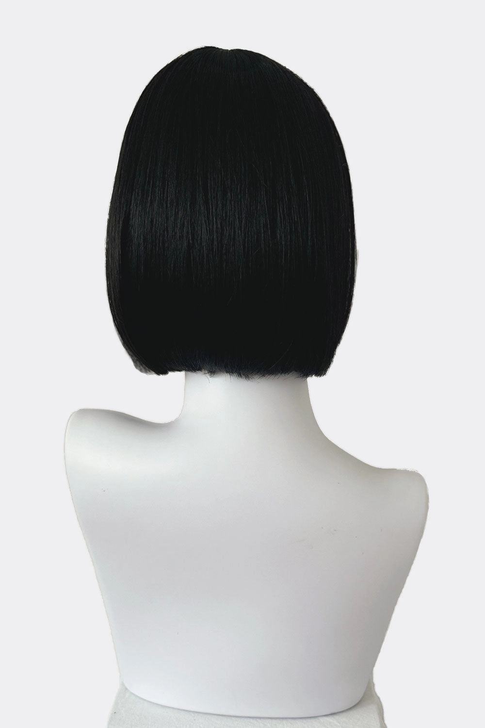 Short black bob wig: Josie