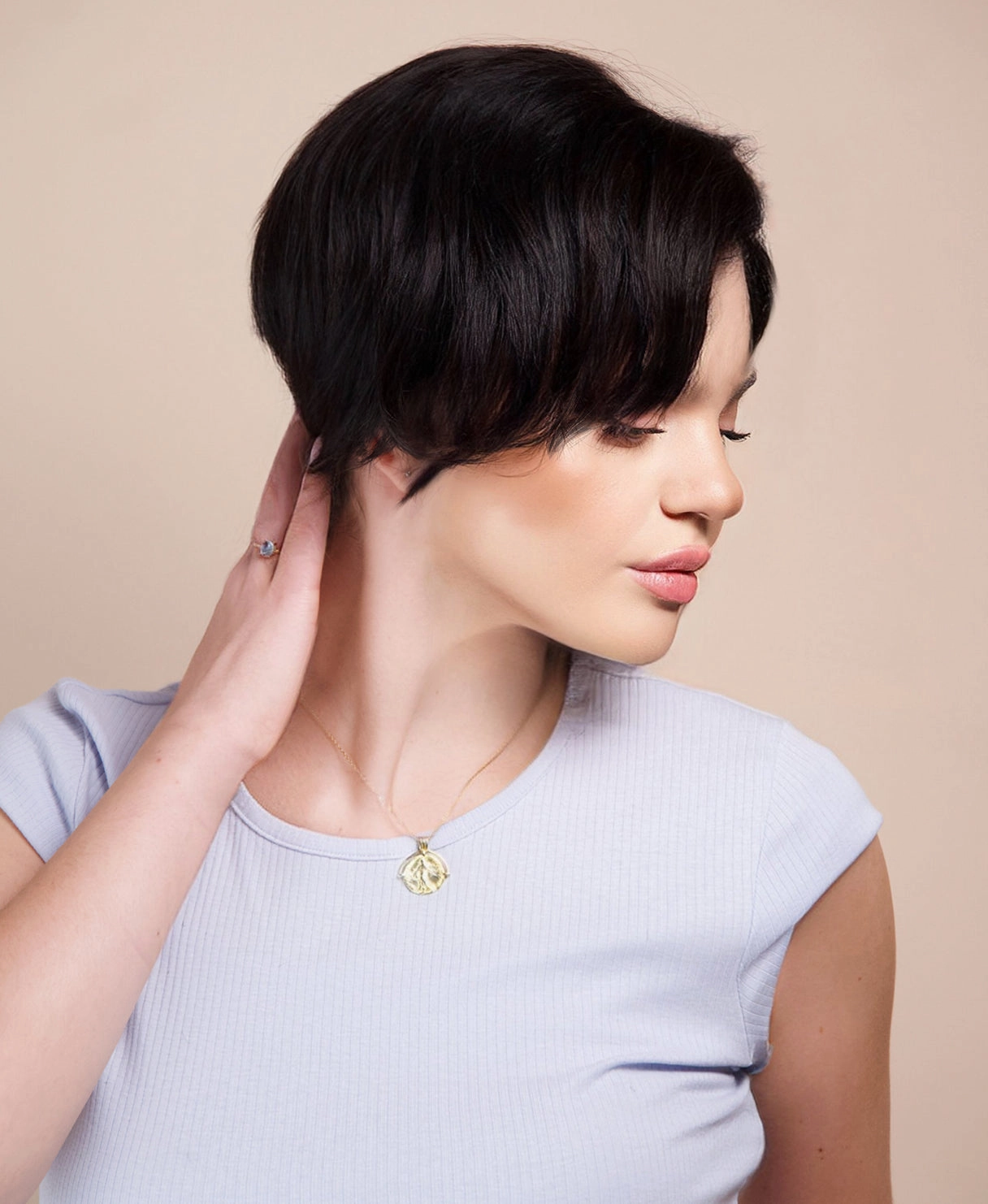 Short Wedge Human Wig - 6 Natural Black.
