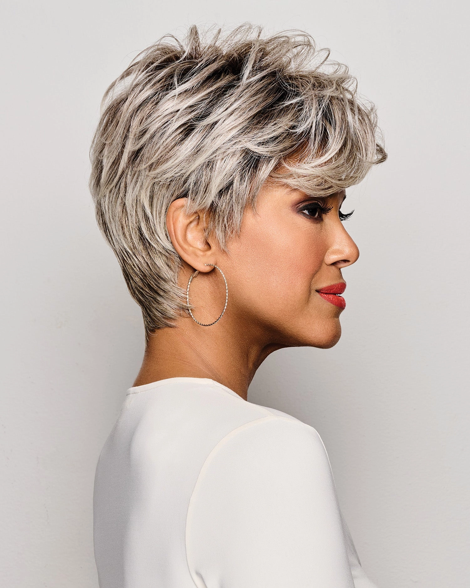 Simone Wig by Kim Kimble | Heat Friendly Synthetic