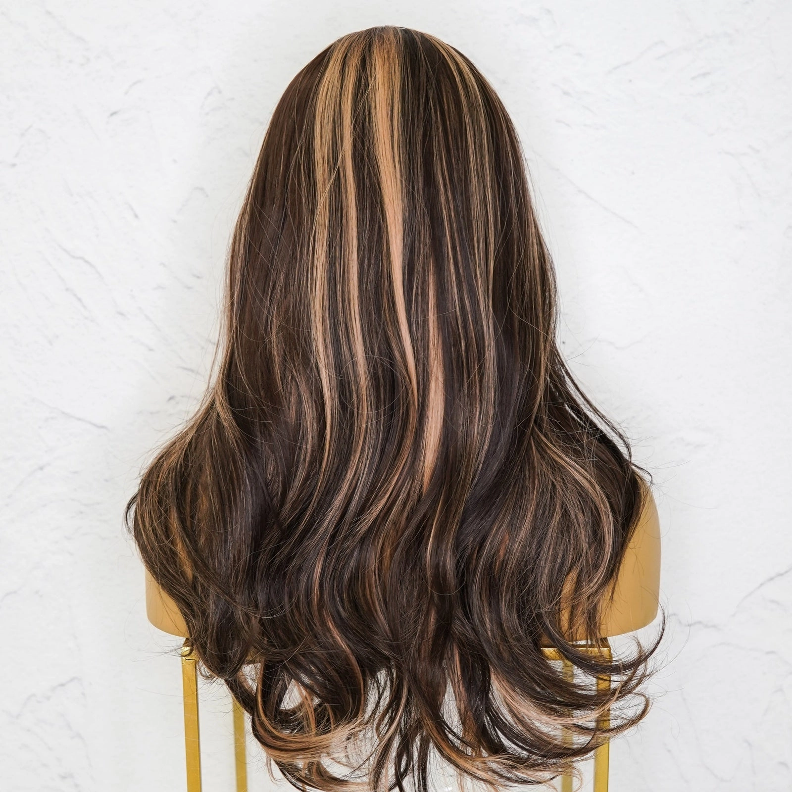 SKYLA 24" Lace Front Wig