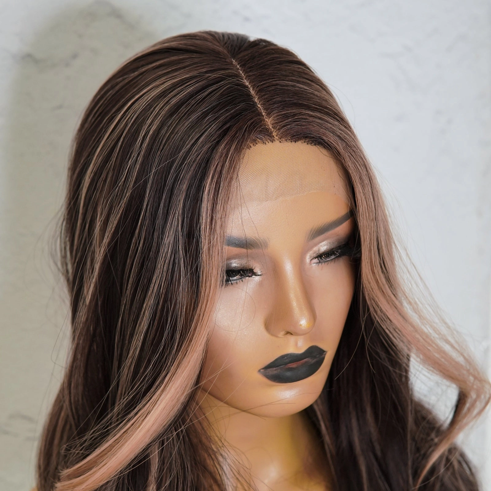 SKYLA 24" Lace Front Wig