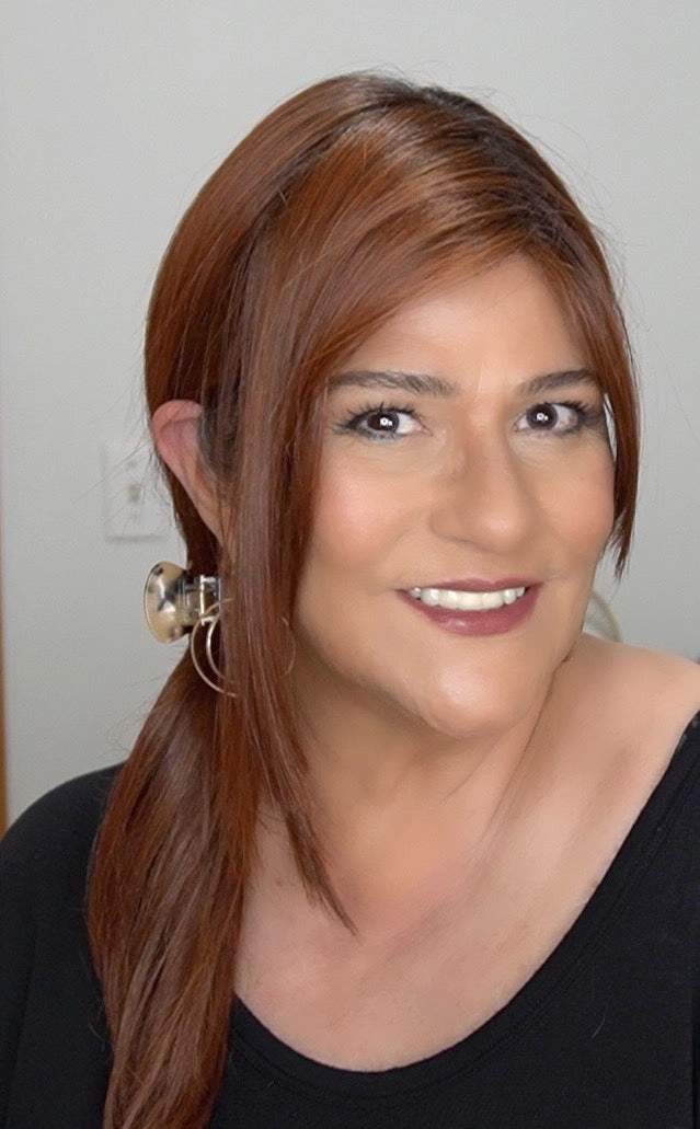 Tea Leaf Layer HT Wig by Belle Tress | Heat Friendly Synthetic Hair | Average Cap